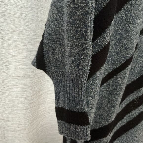 Unbranded - No tag Gray and Black Striped Women's Poncho - Picture 2 of 4